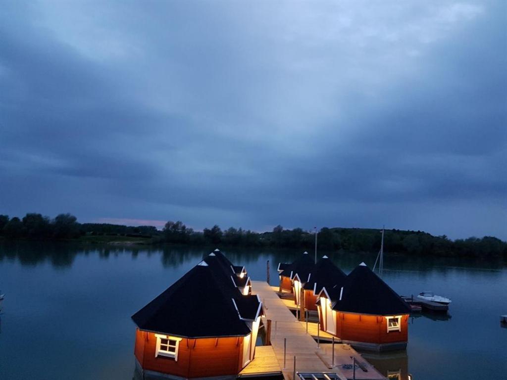 Maritime Freizeit Camp "Mfc" Erfurter Seen Eksteriør bilde